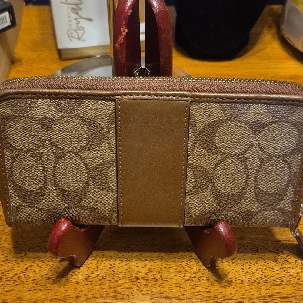 Coach Brown and Tan Wallet - Picture 3 of 11